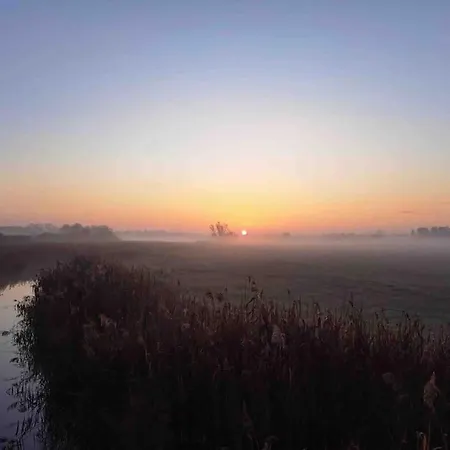 Haus An Fluss Und Dom wakacyjny *