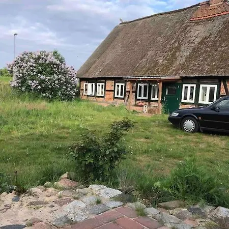 Haus An Fluss Und Vakantiehuis *