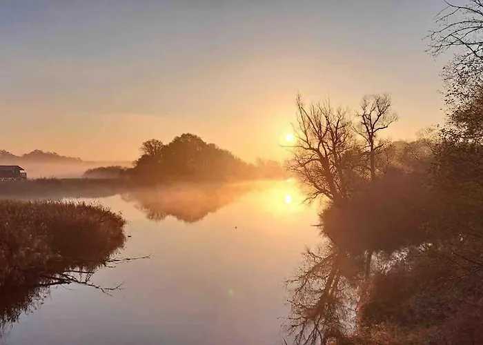 Haus An Fluss Und Gartow